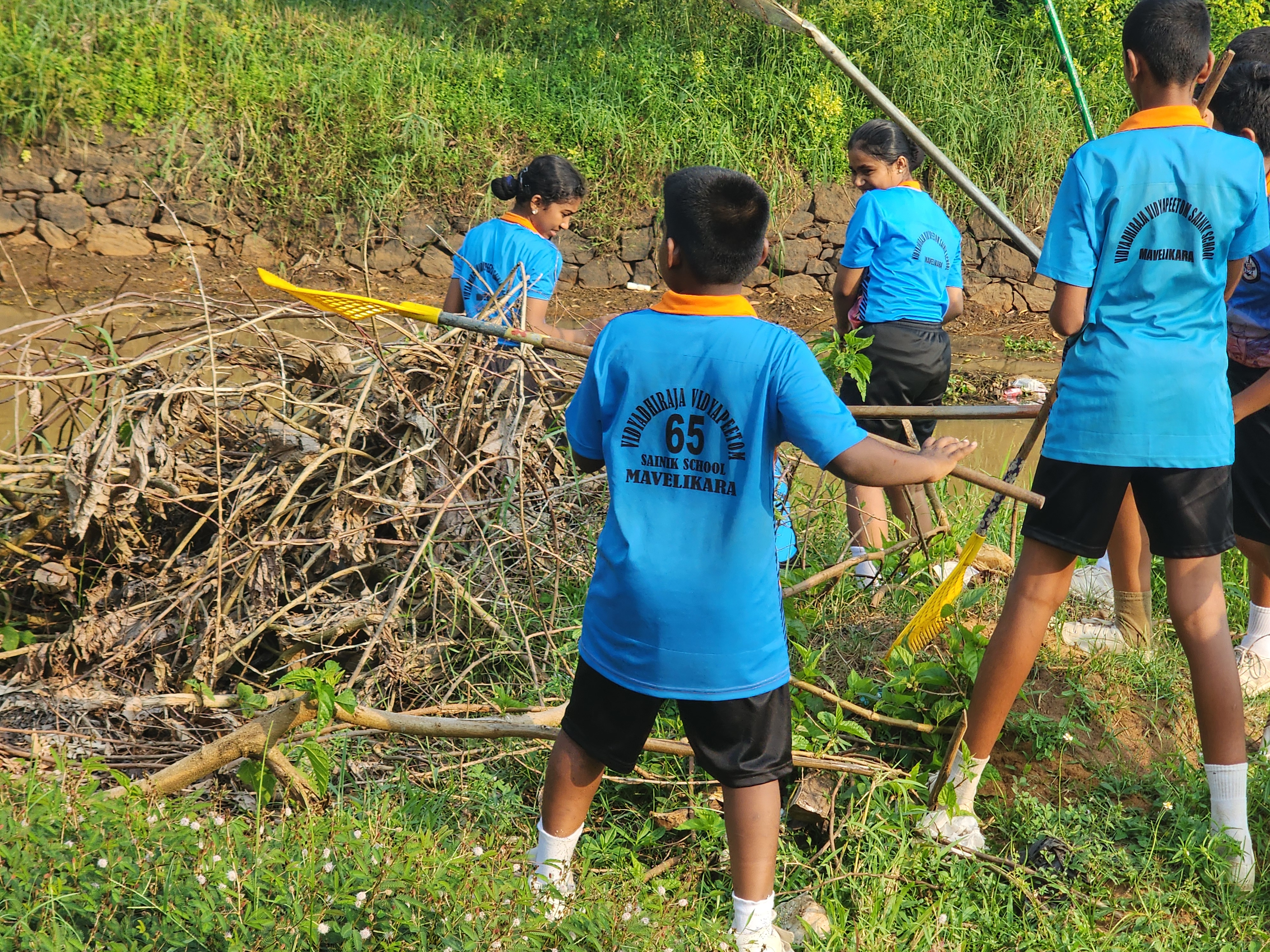 Swachatha Activity — Vidyadhiraja Vidyapeetom Sainik School